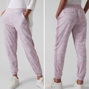 Athleta Brookyln Lined Camo Jogger Pant Purple